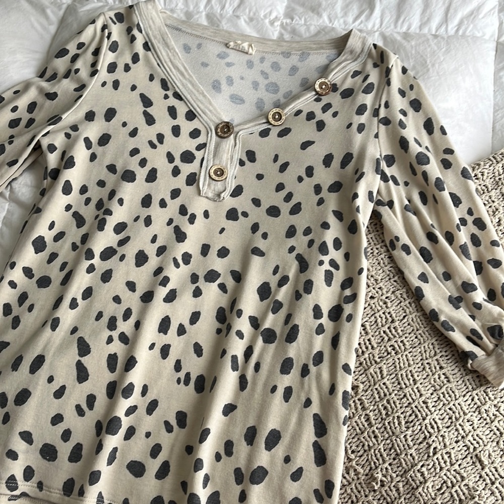 Quarter length top